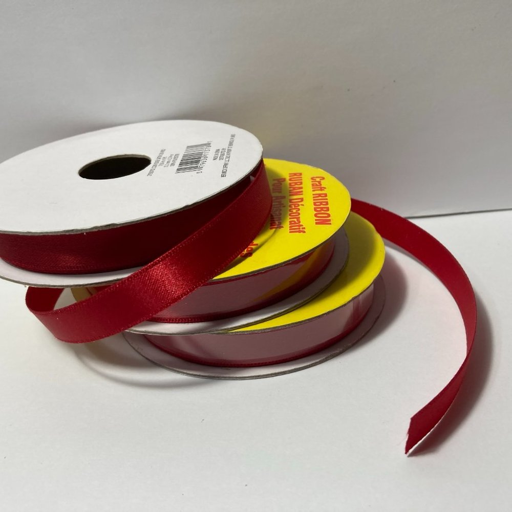 10 Coin Edge Ribbon Solid Red - Picture 13 of 15